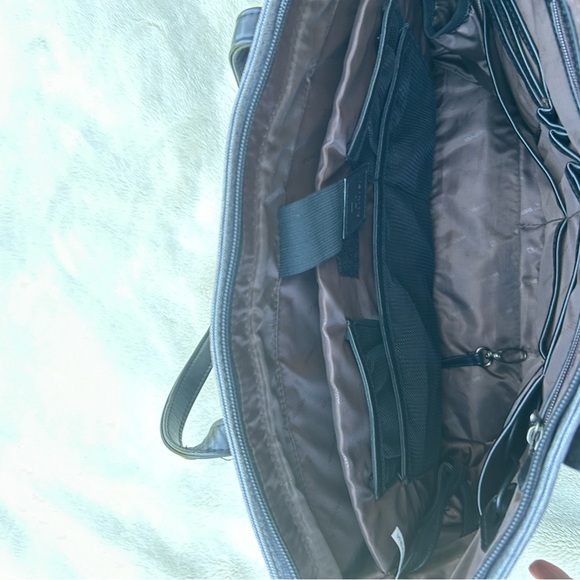 New Relayer grey tote bag briefcase laptop bag with cell phone charger - Picture 4 of 9